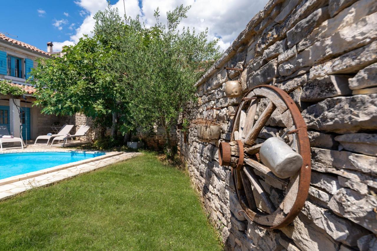 Villa Janko Sveti Lovrec Pazenaticki Luaran gambar