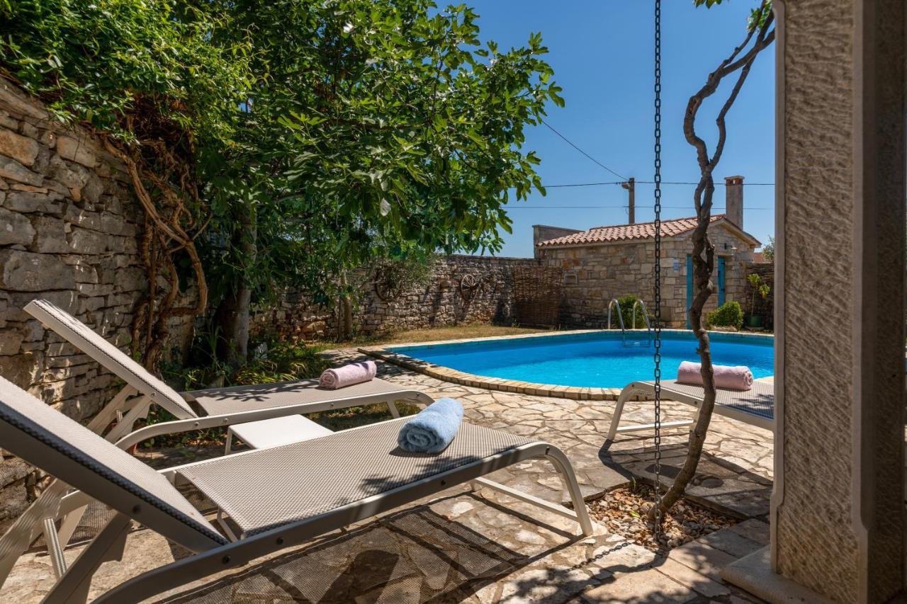 Villa Janko Sveti Lovrec Pazenaticki Luaran gambar