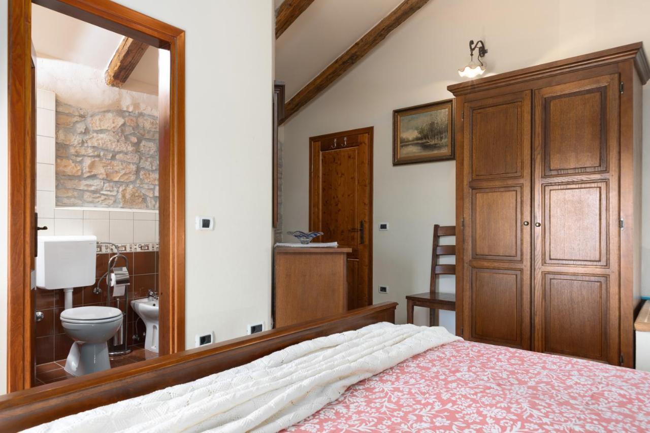 Villa Janko Sveti Lovrec Pazenaticki Luaran gambar